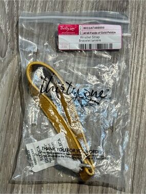 thirty-one Fields of Gold Pebble Wristlet Strap - Mustard Yellow